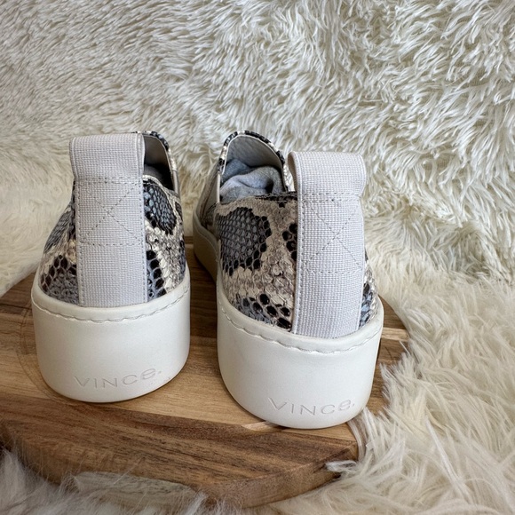 Vince ( Brand New ) designer Saxon 2 Slip On Sneakers in Snake skin Print shoe - Picture 4 of 10